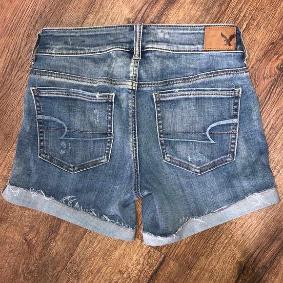 Folded Distressed long shorts .. with a few holes - Picture 3 of 3